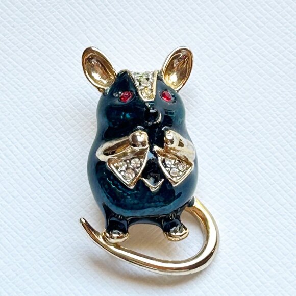 Vintage Green Mouse Brooch Pin With Rhinestones & Enamel Accents - Gold Tone Fin - Picture 1 of 4